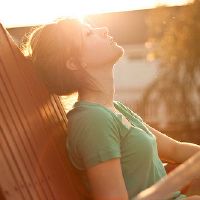 将成为一个与朋友不面对朋友的十二生肖女孩