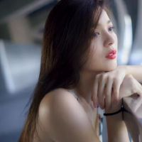 爱十二个星座哭泣的三个大明星女性太情绪化!