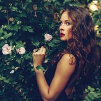 用钱击中,有一个佛光,你将注定要享受荣华的4座北北。