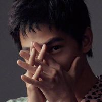 这四个星星男人,没有大男人,我不能忍受自己的身体。