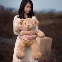 12个星座女性觉得合作伙伴不爱你。