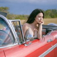 好吧,我偷了我的音乐,而不是在人面前炫耀星座