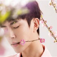 12个星座男子陷入了爱