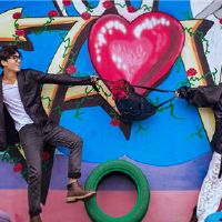 12个星座妇女被男孩暂停