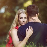 梦见坠入爱河意味着什么?