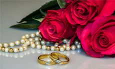 女性属鸡而男性属羊是否合适搭配结婚?在婚姻上,属鸡女属羊男的组合是否幸运呢?