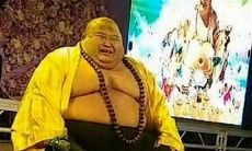 相酷似弥勒佛的男子:一面相传递着慈悲与至诚之力的神秘面容