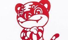 1998年出生的属虎者的五行属性及其对应的2023年属虎者的五行属性是什么?