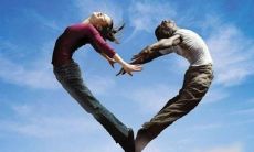 双鱼座女性的最佳星座匹配:哪些星座男最能与她们般配?