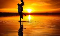 水瓶座的分手时间:探讨水瓶座和水瓶座恋情的可行性和稳定性