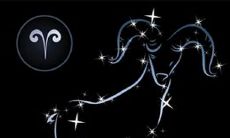 白羊座与双鱼座:一个星座血脉中的热血英勇与另一个星座深处隐秘的智慧与梦幻,两个个性各异的守护星座,谁更强势?