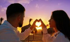 双子座女生有控制欲吗(双子座女生保守吗)