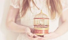 挽回姻缘的因果(感情纠缠都是有因果轮回的)