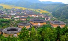 看风水宝地凤凰展翅(凤凰展翅风水宝地)