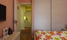 给别人看风水怎么对别人(室内门对门风水好吗)