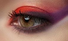 眼皮多的人面相(眼睛特别亮的人面相)