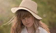 起名字2023起名女孩姓高一(姓谢怎么起名男孩)