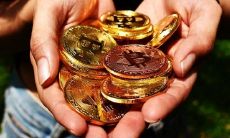 天生就是财神爷的星座女(旺夫一流的三大星座女)