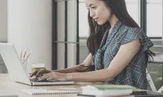 2002年属马女孩运势(2002年属马女性格)