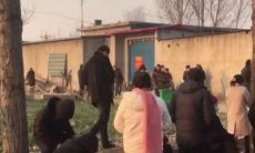 被神婆摸了手变轻了怎么办(人为什么突然变成神婆)