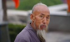 算卦夸女人的话(算命逗女孩开心的术语)