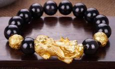 开光的首饰能带在厕所吗(佩戴开光物品如何如厕)