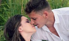 属蛇男最佳配偶能配属鸡吗(属羊的和属蛇的配吗)