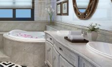 梦见小便是什么预兆解梦(梦见自己小便是什么意思)