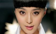 手相桃花运多的纹路(桃花运怎么看手相)