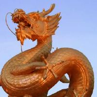 你为什么要在2月份吃猪头肉？龙望着爆米花的龙是什么意思？