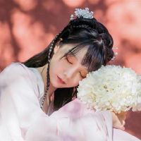 它被焚烧美味的食物，这些Contelors希望与人们在一起