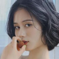 表面是心脏，但我在骨骼中迷恋3个星座。不要困惑。