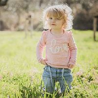 女婴出生于2022年11月25日大全