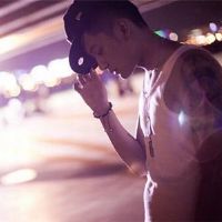 广泛的，这些星座男人不会绑你的女朋友