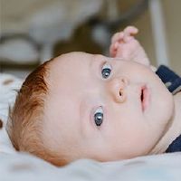 11月13日，2022年11月13日，刚出生的婴儿女孩命名，燃气名称的名称