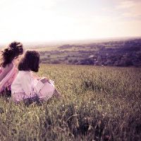 12个星座妇女需要朋友陪伴