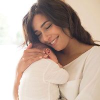 给姓金的初生女婴取名