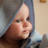 新生儿于2022年中午出生的新生儿的引用，名字令人惊叹