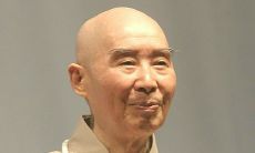 在家供奉观音菩萨时，是否可以亲自为其开光？探究观音菩萨开光口诀及相关习俗！