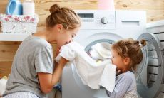 为何事业心缺失的女性在职场中较为被动？（探讨与性格、职业价值观等因素相关的事业心强与弱之间的差异）