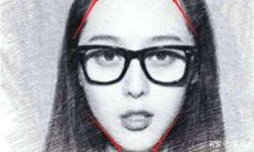 女性面相解析：具有额头凹陷的脸颊凹陷的特征