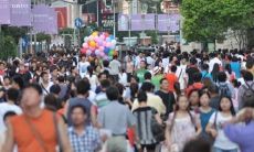 人与人之间的邂逅是否注定是一种缘分？——探讨缘分的可能与不确定性