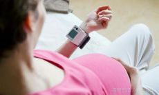 梦见自己怀孕并即将分娩，但突然出现了孩子失踪的情况，同时梦中出现了大量出血，这是否是身体上的信号？