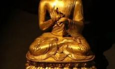 在开光过程中，是否被允许拍照捕捉开光的物品？