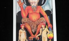 通过塔罗卡牌占卜，探究他是否依然怀念着你——从塔罗牌的角度剖析他与你的感情