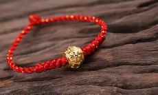 本命年必须穿红衣服的讲究：是否必须依赖他人赠送红色衣物？