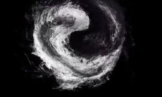 探索甲辰日柱八字的无限可能性——100个有大贵气息的案例