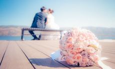 频繁做梦梦见与他人结婚，是否有特殊象征意义？揭秘梦见别人结婚的预兆和解梦方法