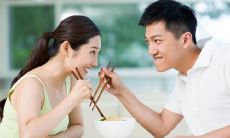 在虎年，出生属羊的人是否可以考虑结婚呢？