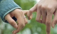 探究摩羯男心中最易软化之语：什么话最让摩羯男人心动？